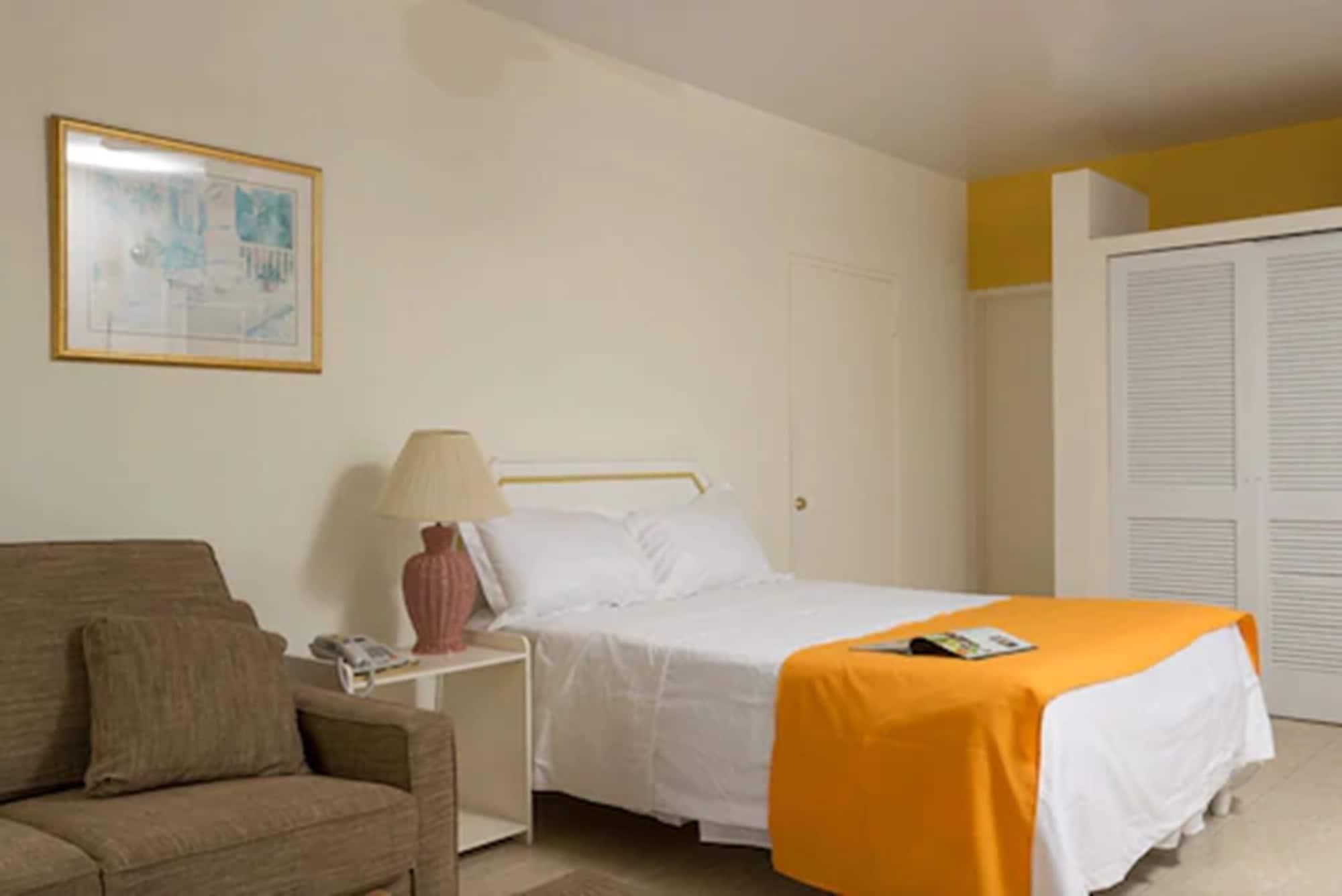Bird Rock Beach Hotel Basseterre Exterior foto