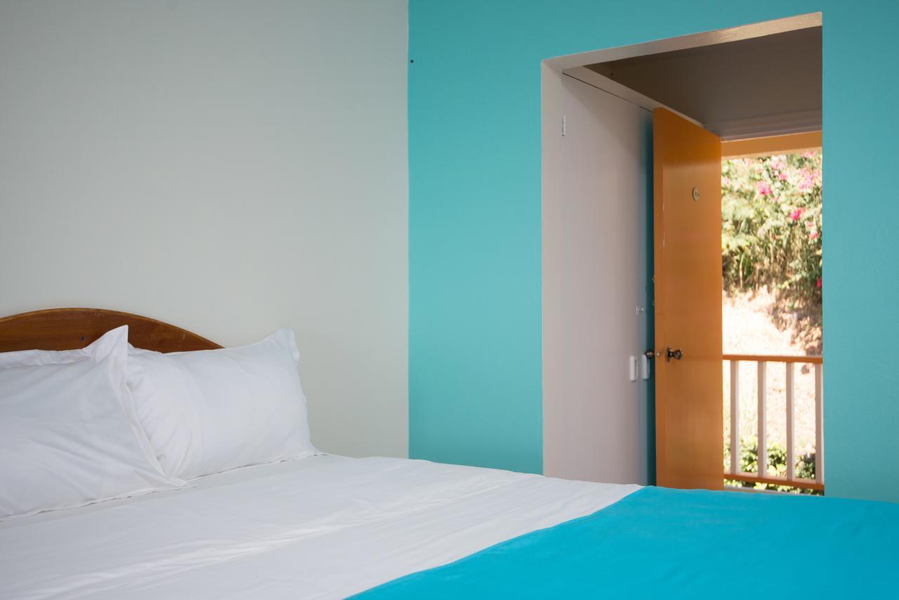 Bird Rock Beach Hotel Basseterre Exterior foto